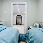 Appartamento Adosado Con Terraza En Playa América, *