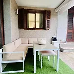 Adosado Con Terraza En Playa América, Appartamento Nigrán