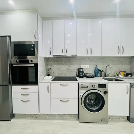 Appartamento Adosado Con Terraza En Playa América, *